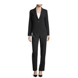 Tahari ASL Black Pants Suit, Sz 6/4